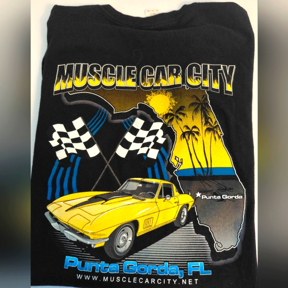 Vintage Gildan Black and Yellow Muscle Car City Tee XL Preowned EUC.